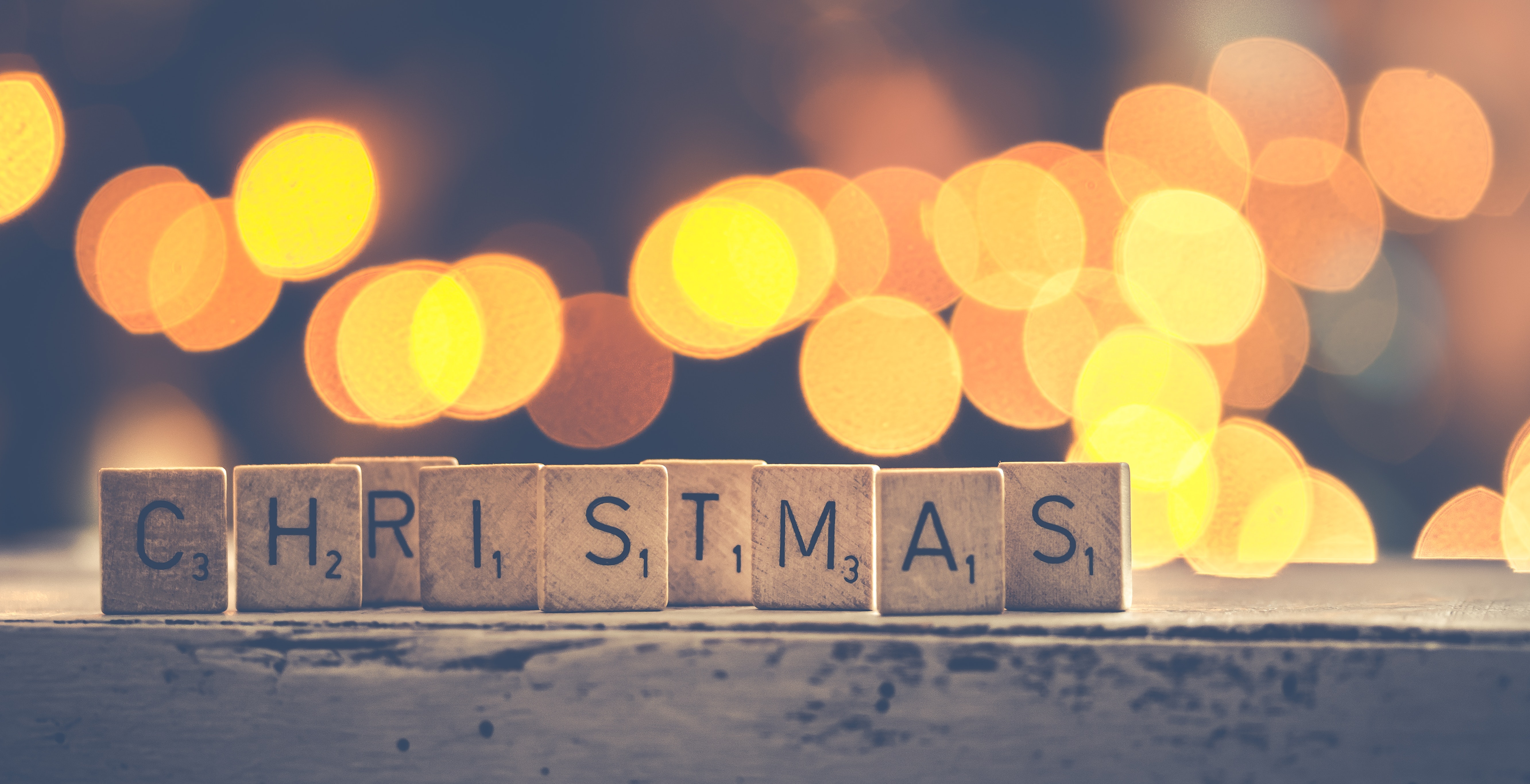 christmas-scrabbles-bokeh-photography-728458.jpg